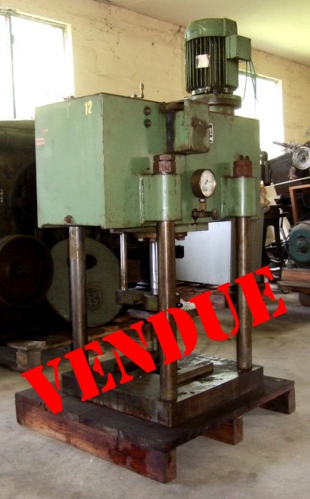 machine de presse hydraulique de courant électrique de 20 tonnes à vendre